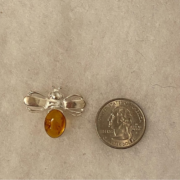 VINTAGE SIGNED CV BROOCH PIN STERLING SILVER AMBER STONE YELLOW ORANGE BEE - Picture 6 of 9